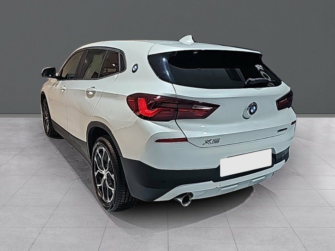 Foto BMW X2 4