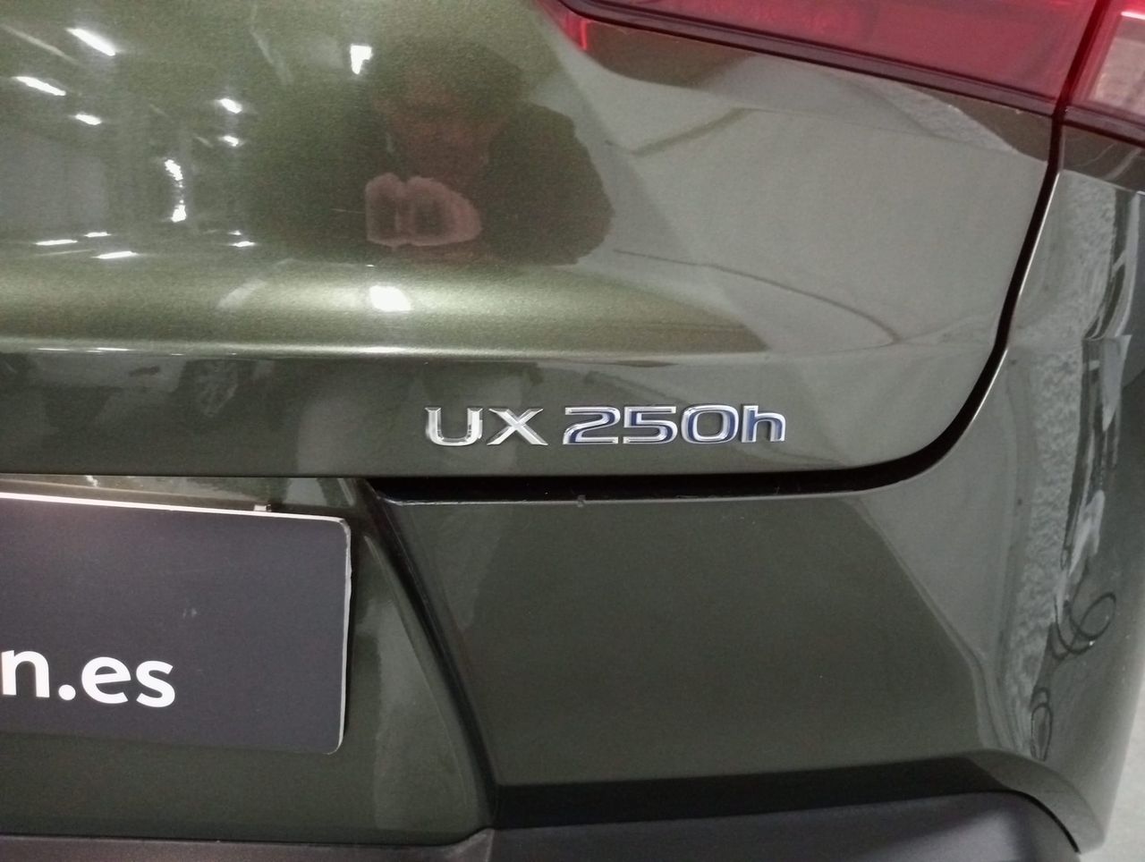 Foto Lexus UX 16