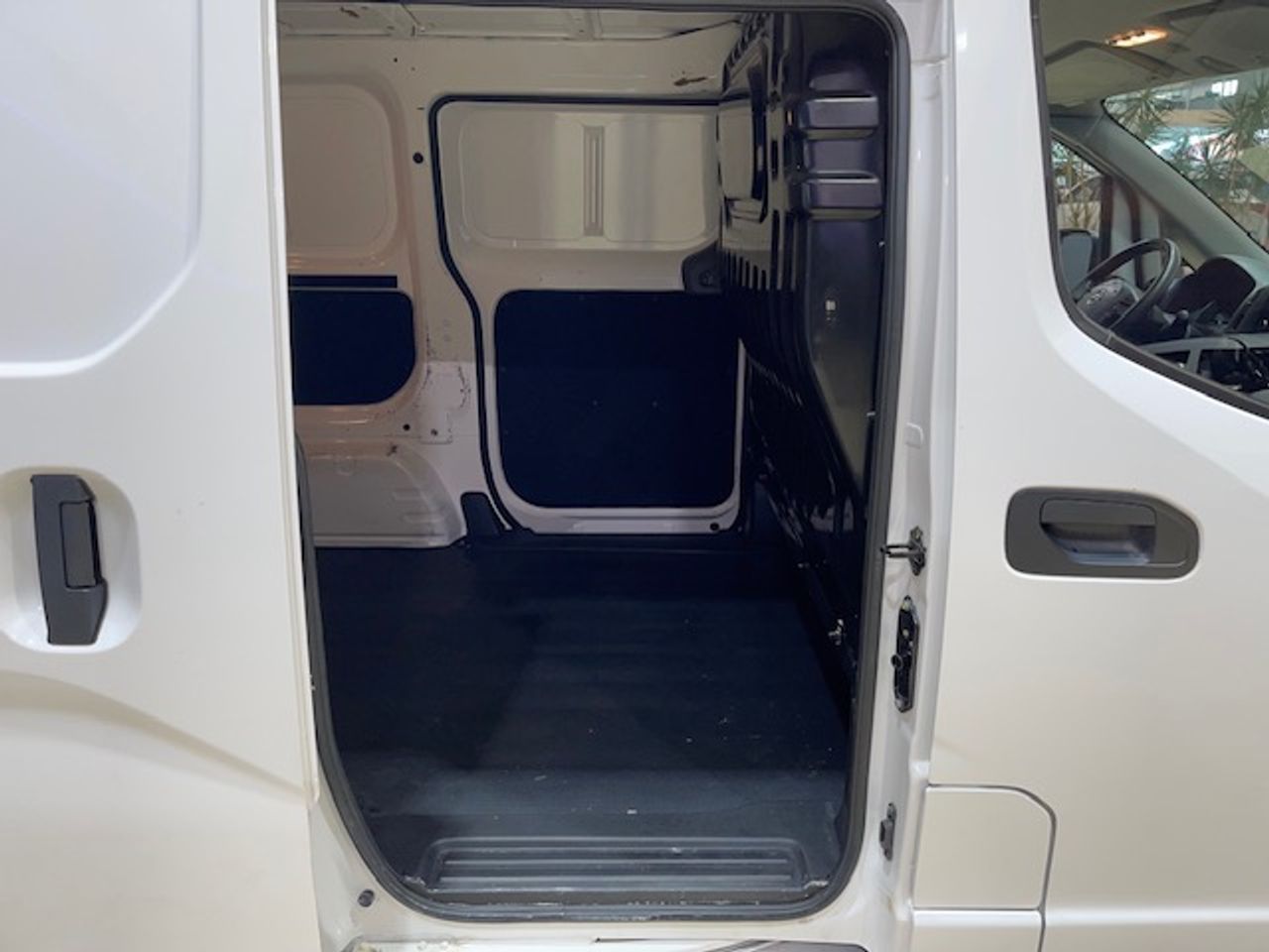 Foto Nissan NV200 9