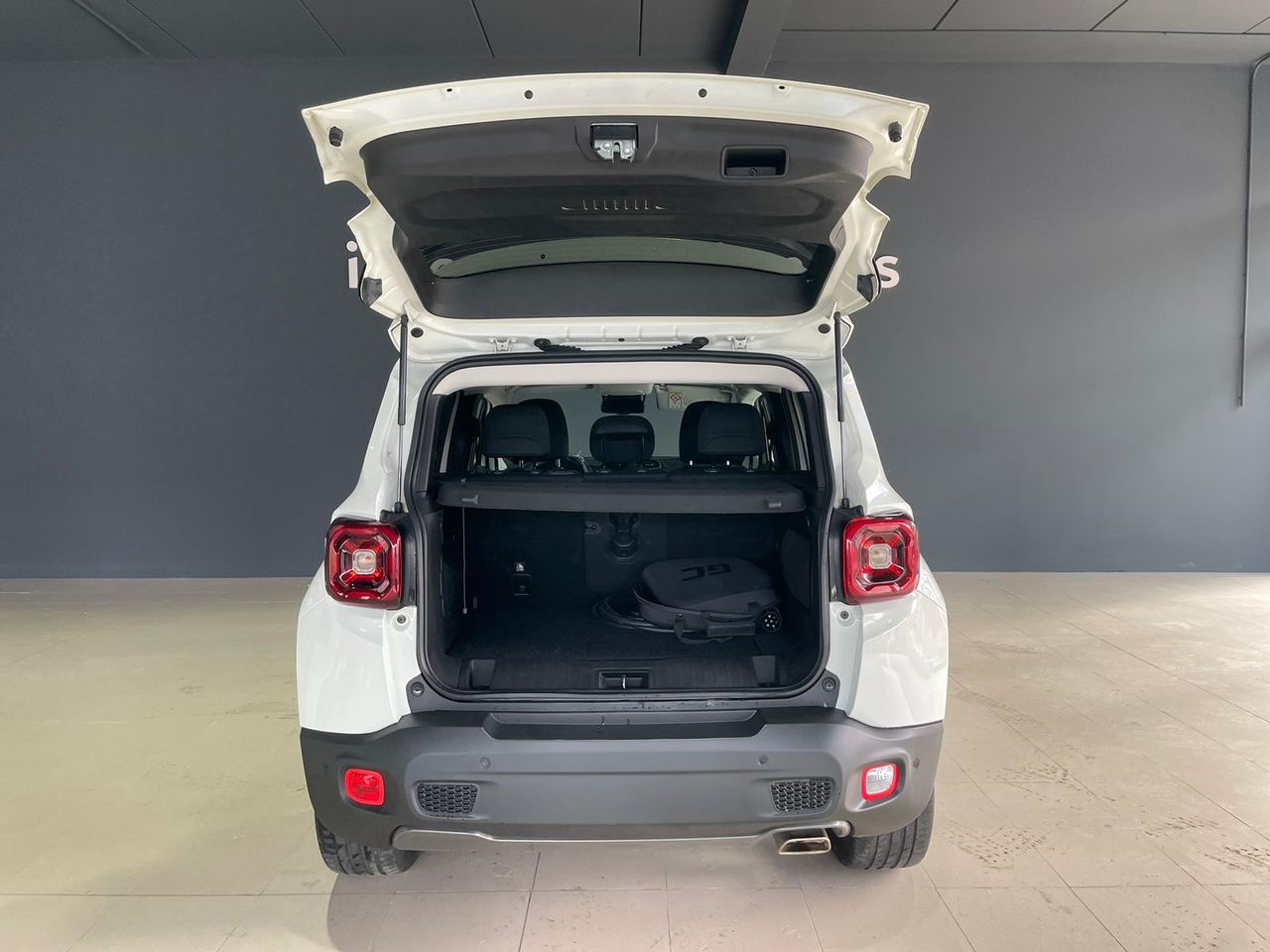 Foto Jeep Renegade 16