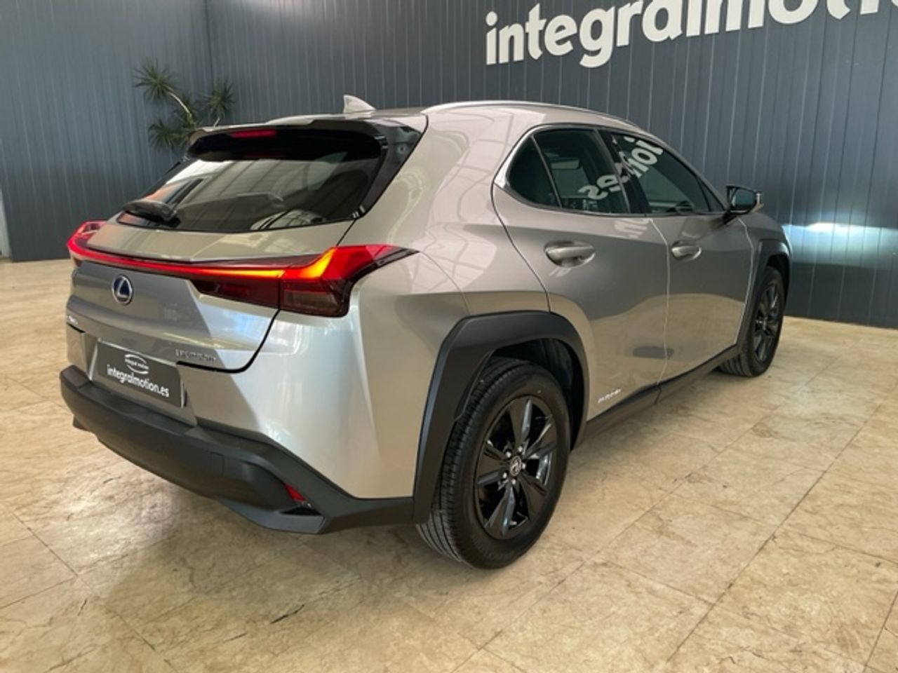 Foto Lexus UX 4