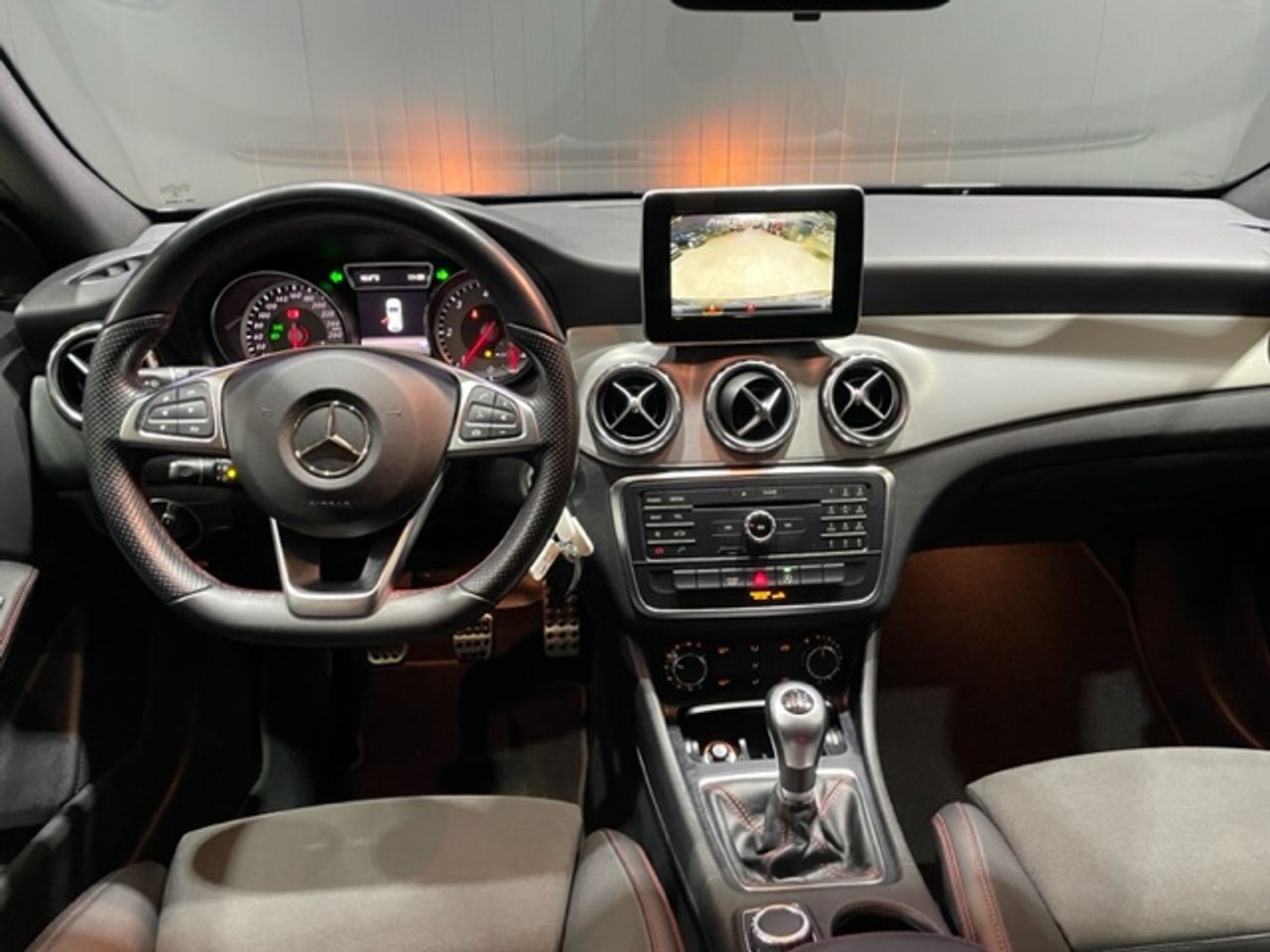 Foto Mercedes-Benz Clase GLA 6