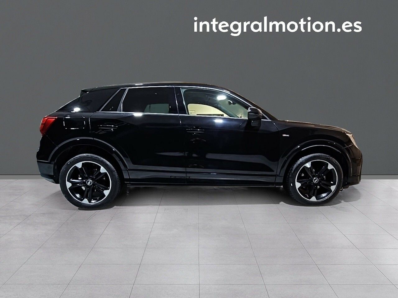 Foto Audi Q2 26