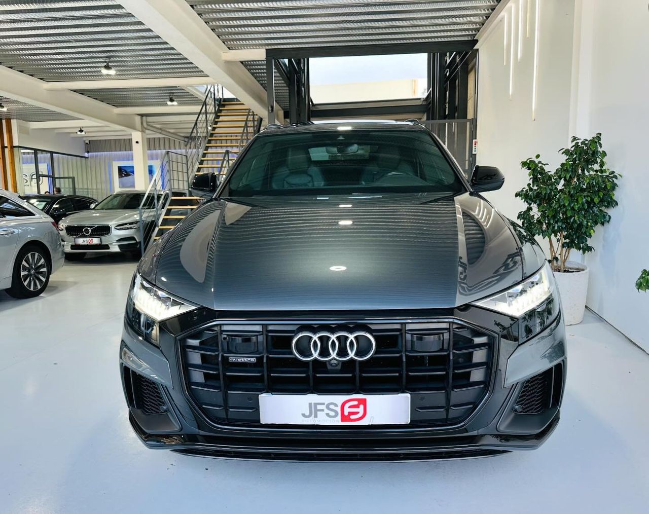 Foto Audi Q8 5