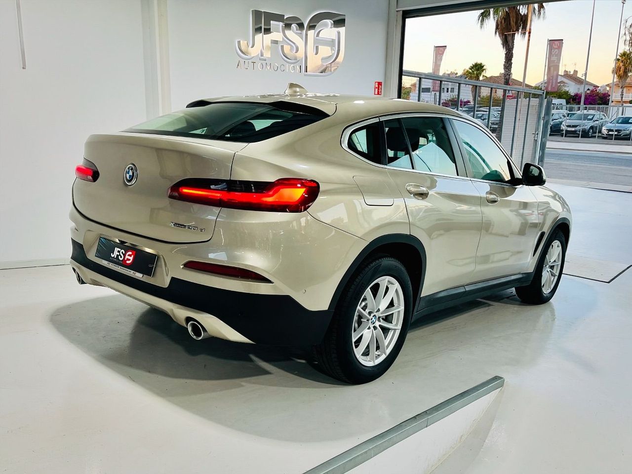 Foto BMW X4 5