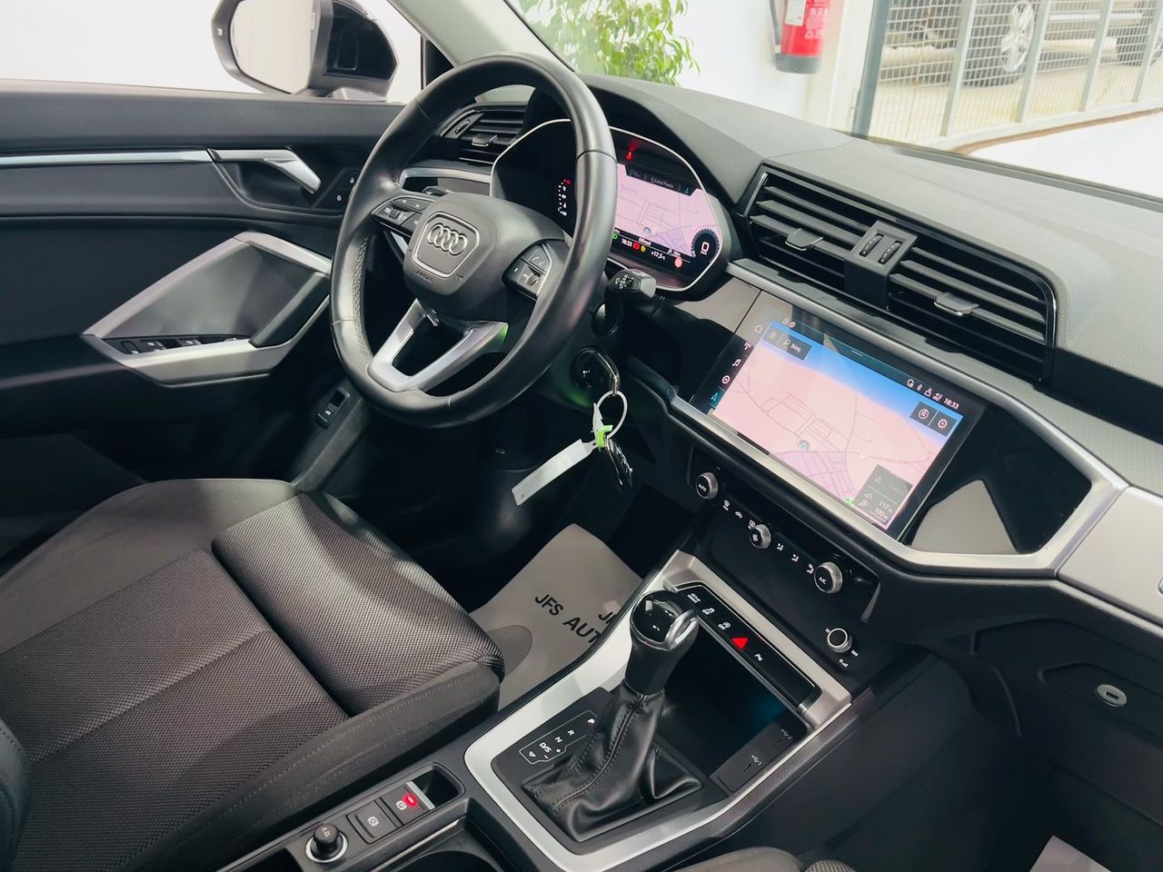 Foto Audi Q3 10