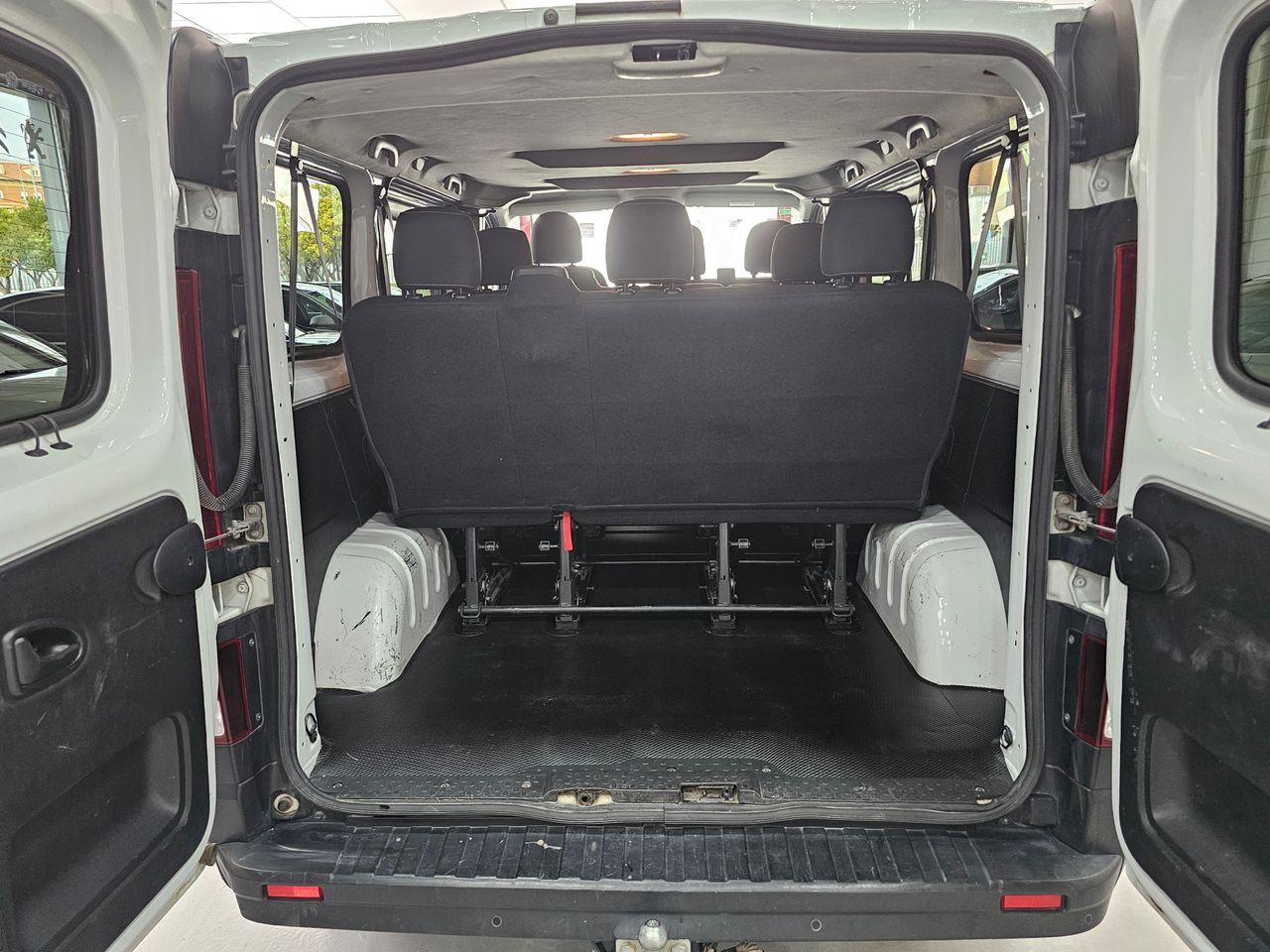 Foto Renault Trafic 12