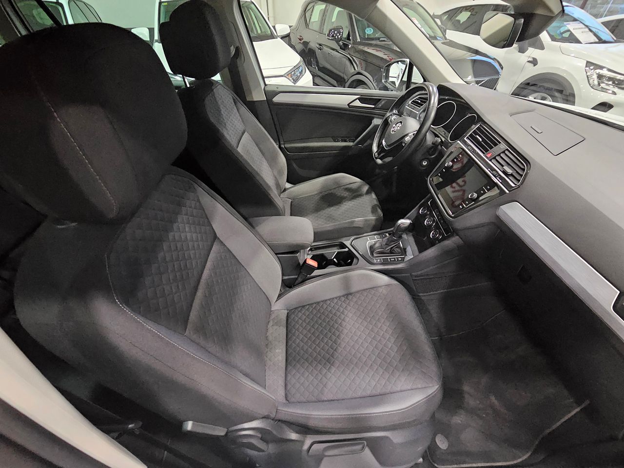 Foto Volkswagen Tiguan 16