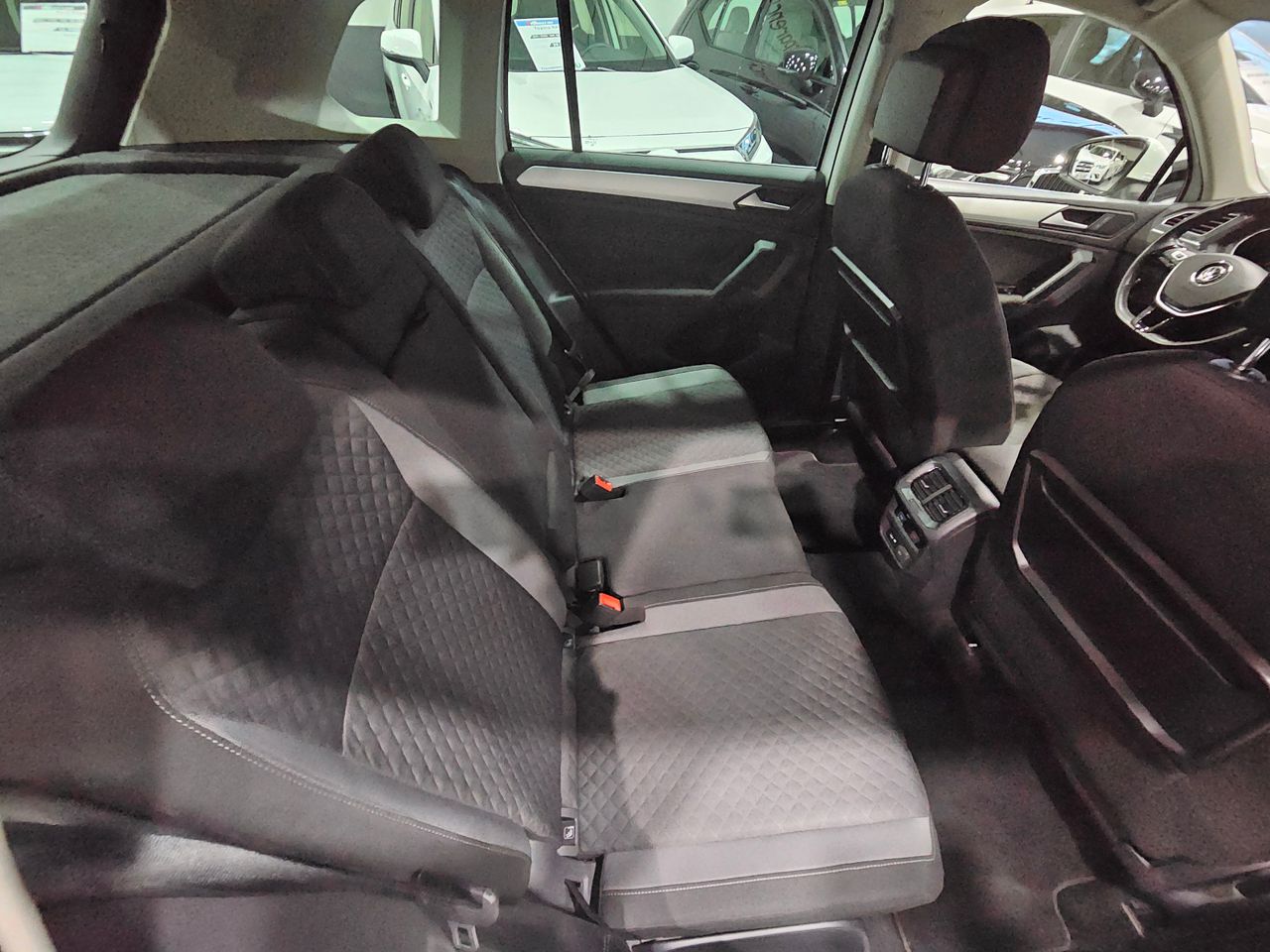 Foto Volkswagen Tiguan 18