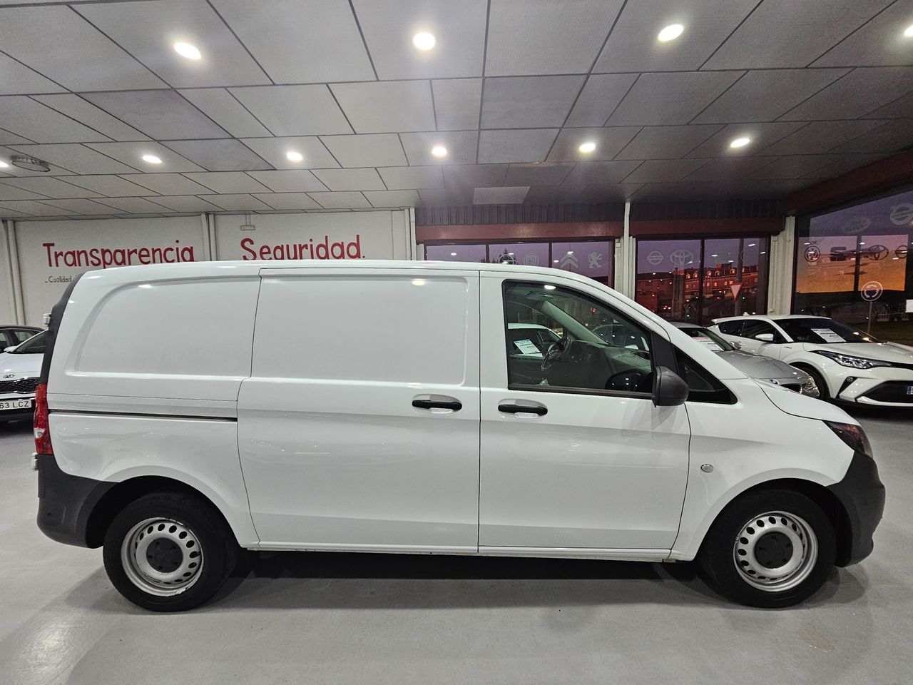 Foto Mercedes-Benz Vito 6