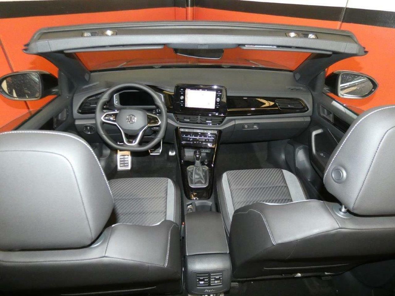 Foto Volkswagen T-Roc 36