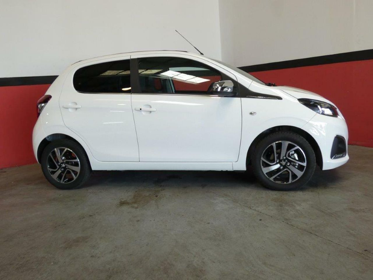 Foto Peugeot 108 5