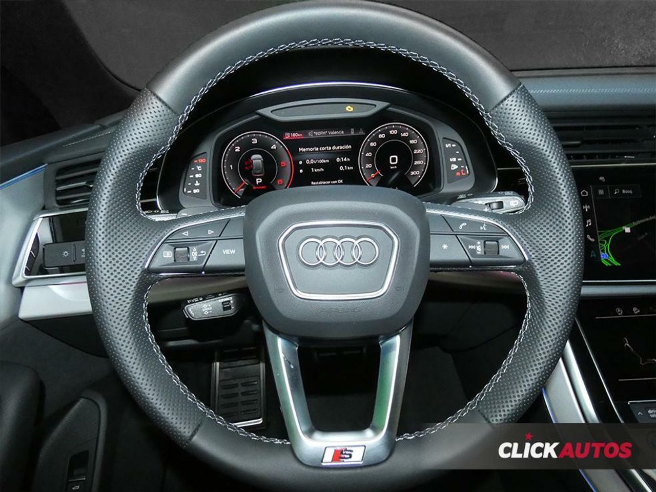 Foto Audi Q8 6