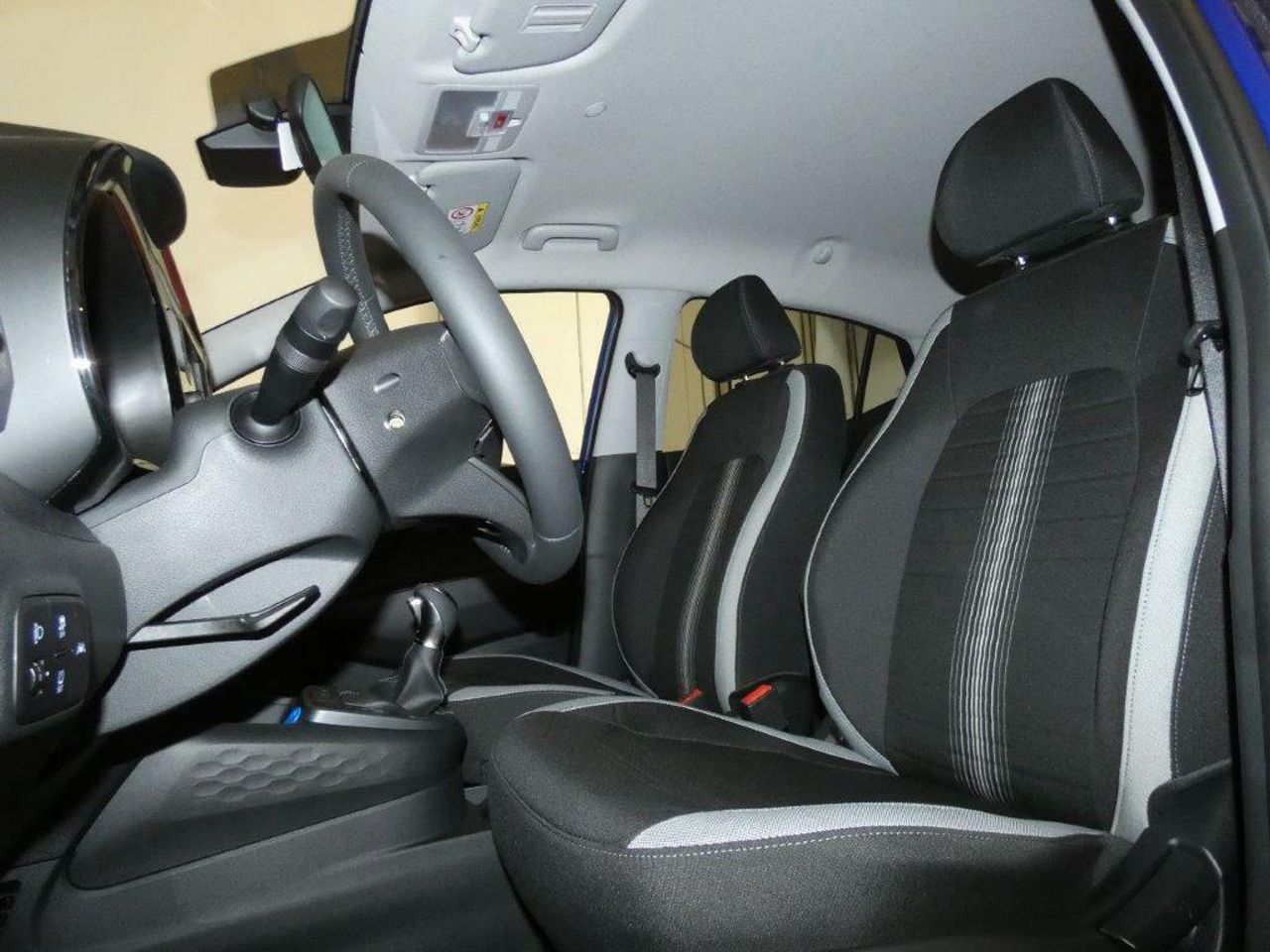 Foto Hyundai i10 16