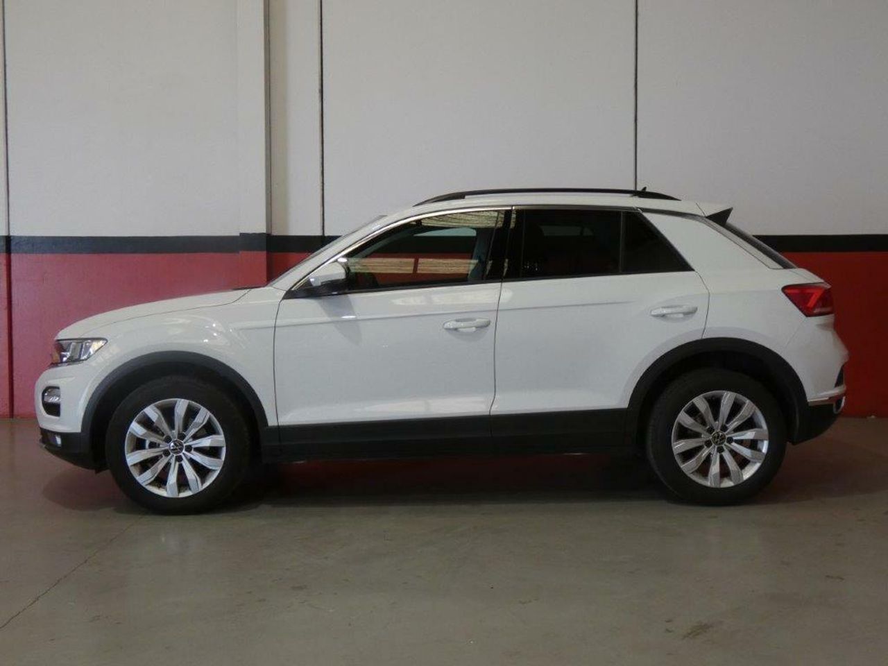 Foto Volkswagen T-Roc 4