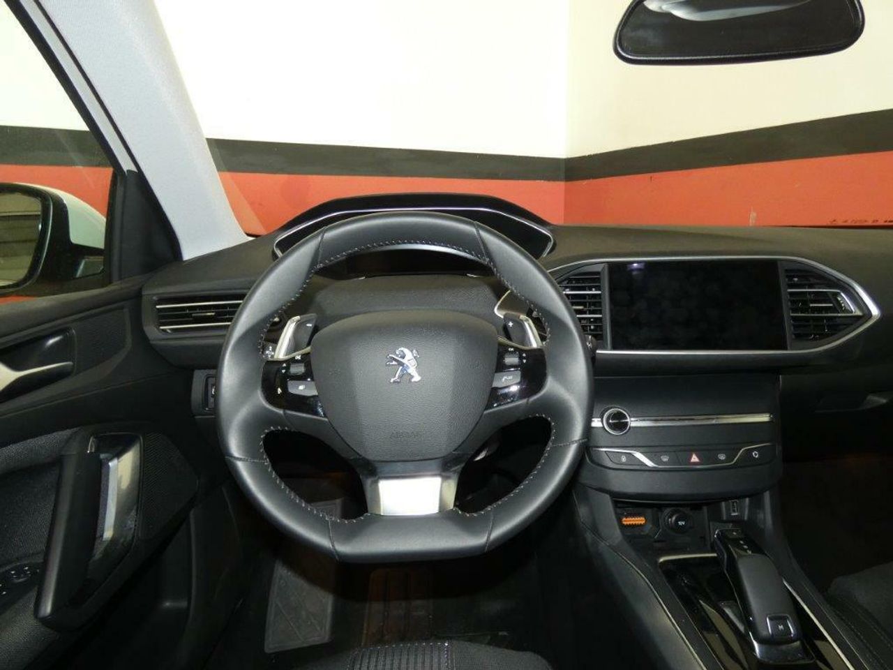 Foto Peugeot 308 9