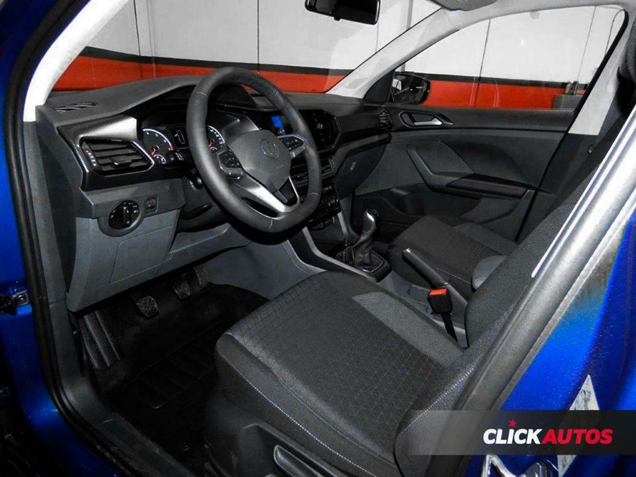 Foto Volkswagen T-Cross 17