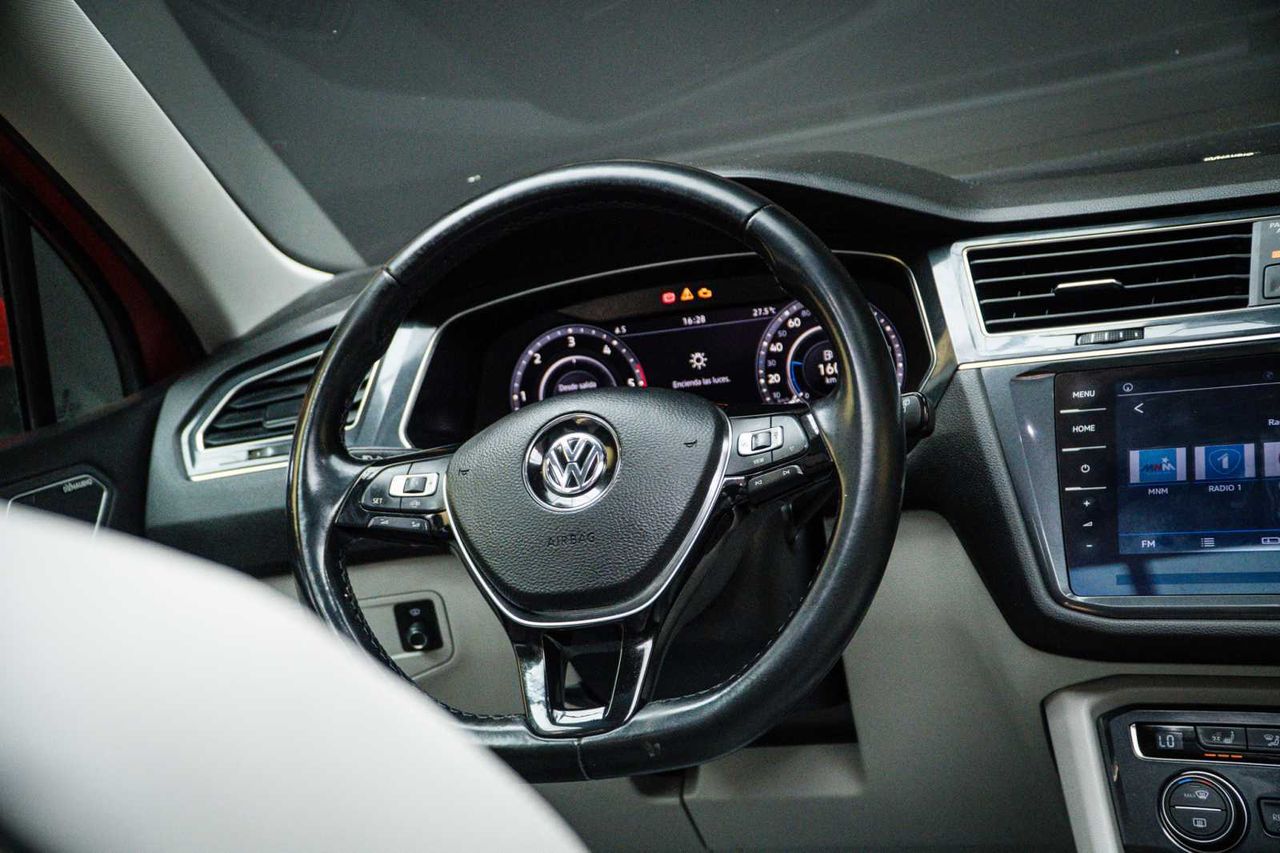 Foto Volkswagen Tiguan 10