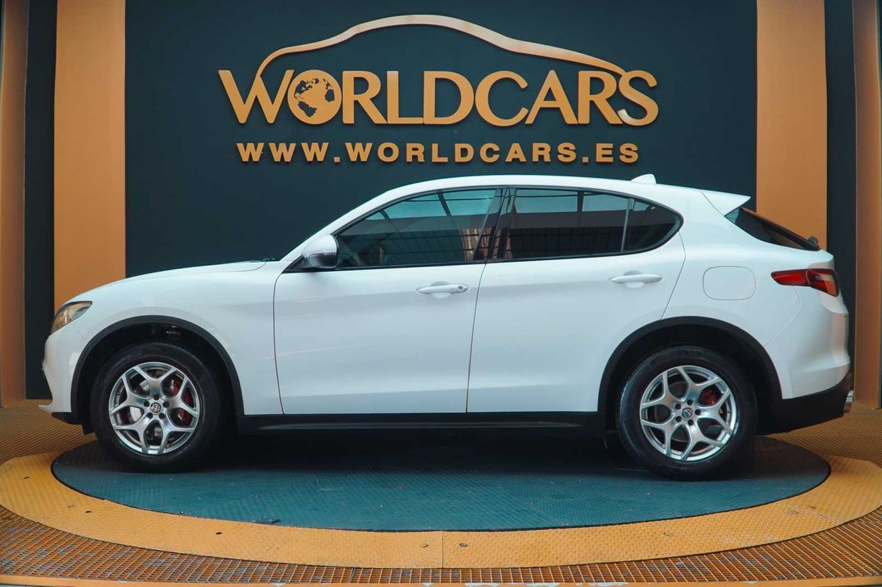 Foto Alfa Romeo Stelvio 9