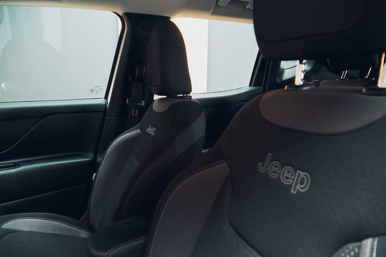 Foto Jeep Renegade 17