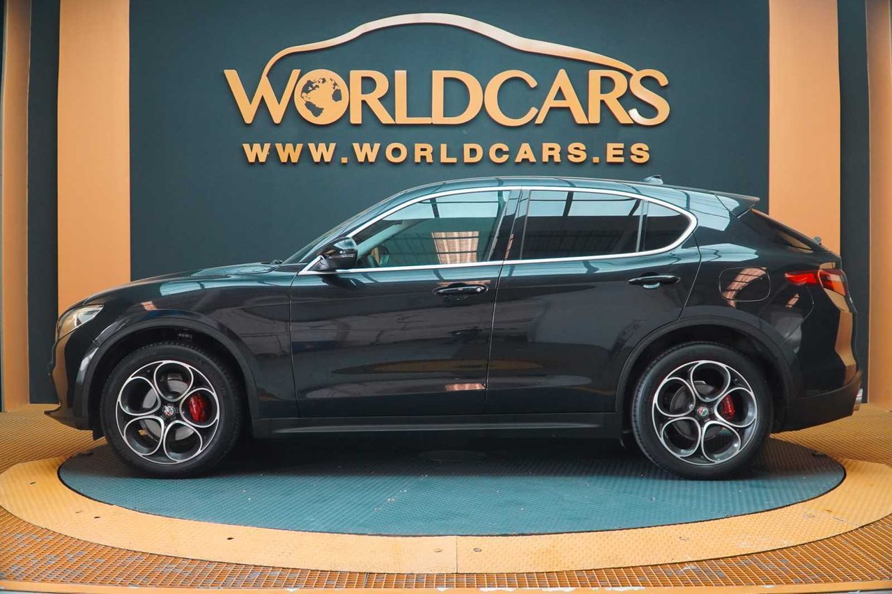 Foto Alfa Romeo Stelvio 9