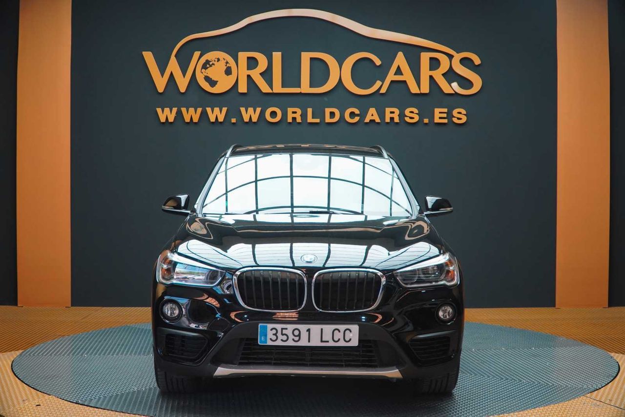 Foto BMW X1 9