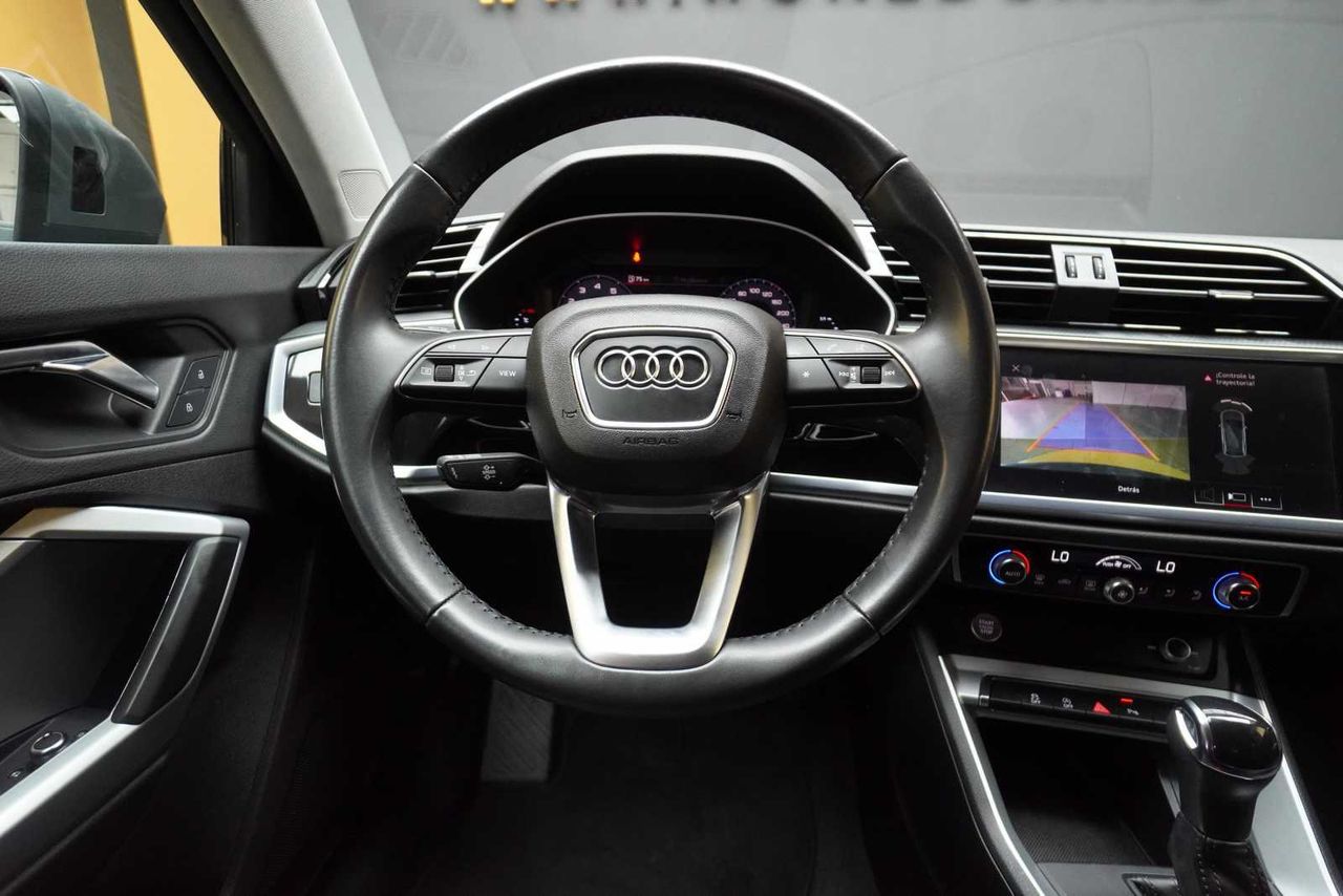 Foto Audi Q3 11