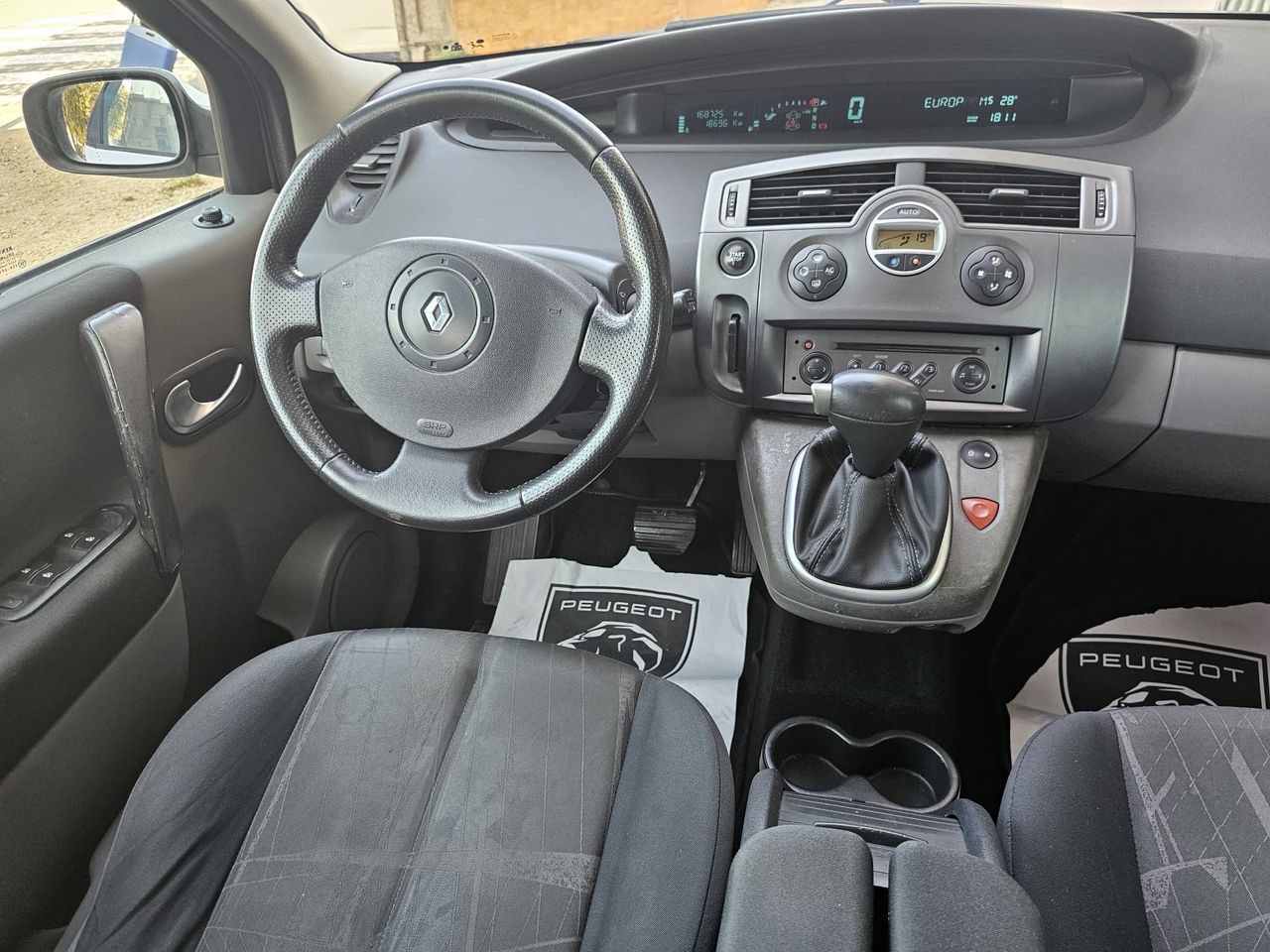 Foto Renault Scénic 8