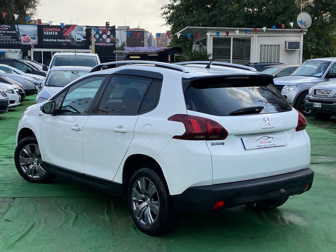 Foto Peugeot 2008 17