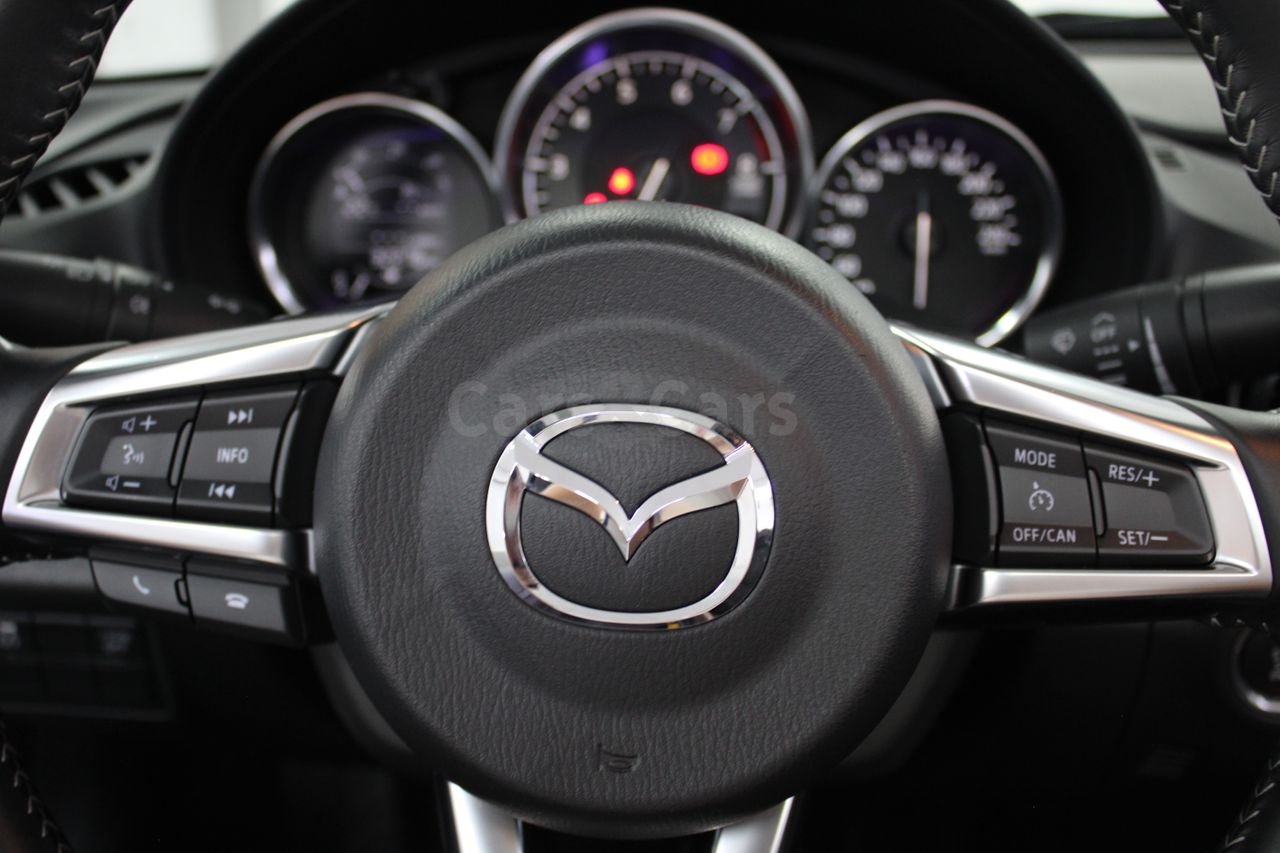 Foto Mazda MX-5 4