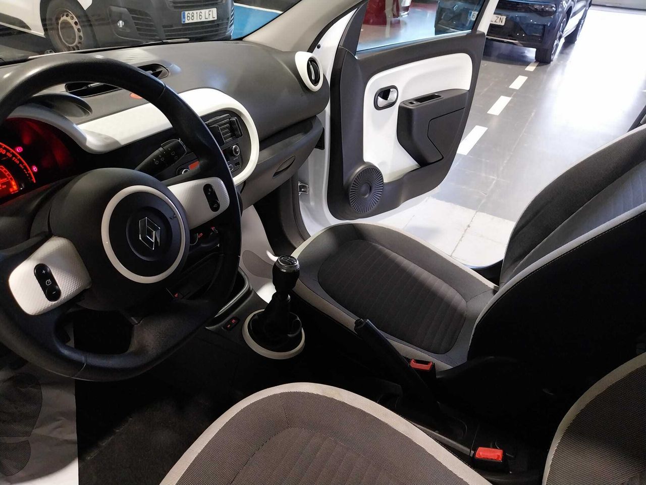 Foto Renault Twingo 14