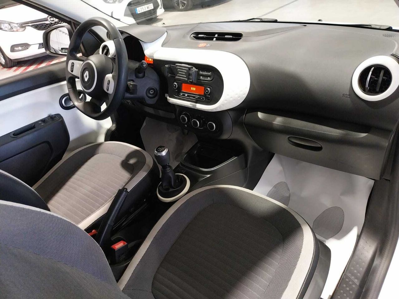 Foto Renault Twingo 17