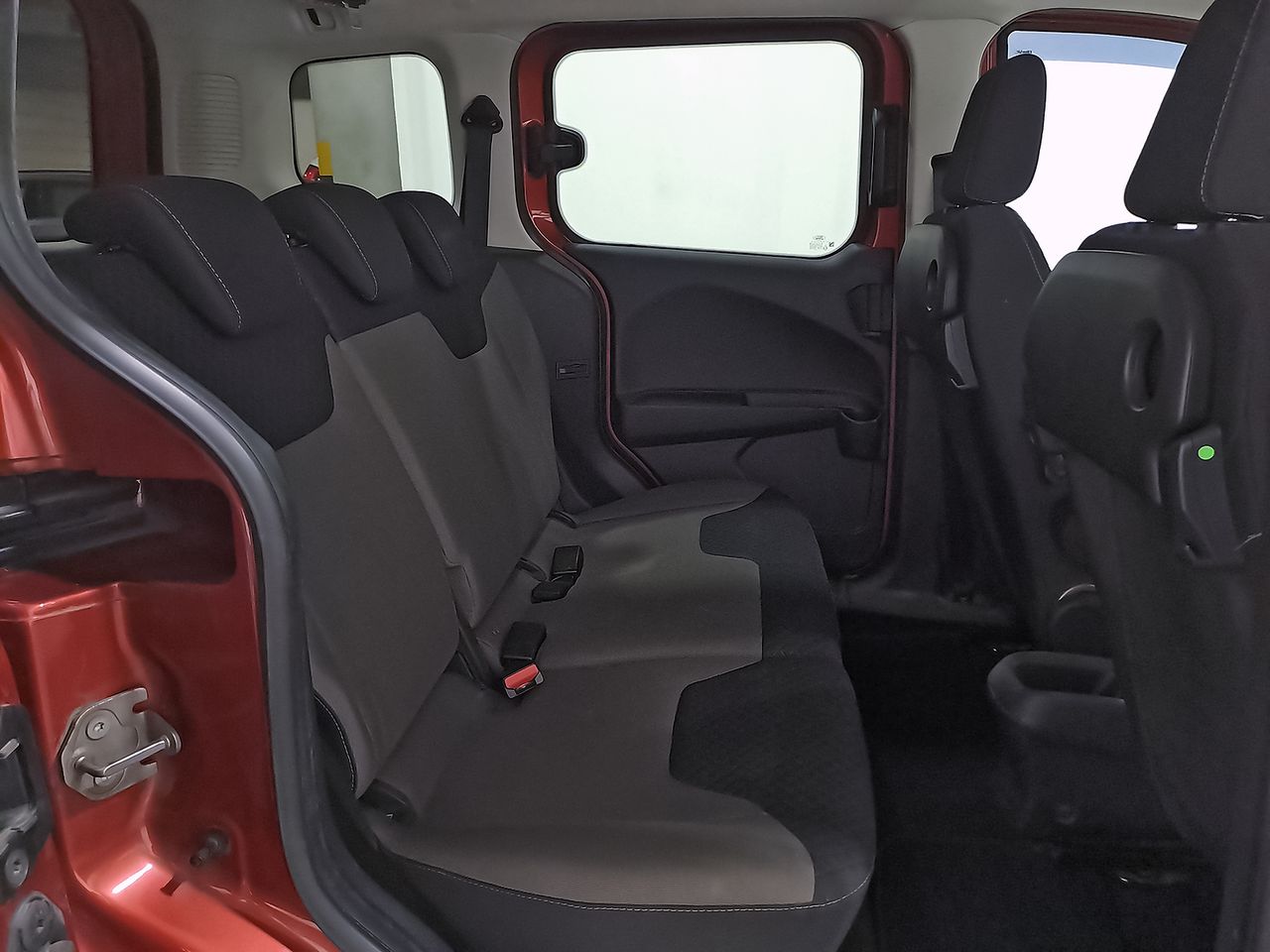 Foto Ford Tourneo Courier 8