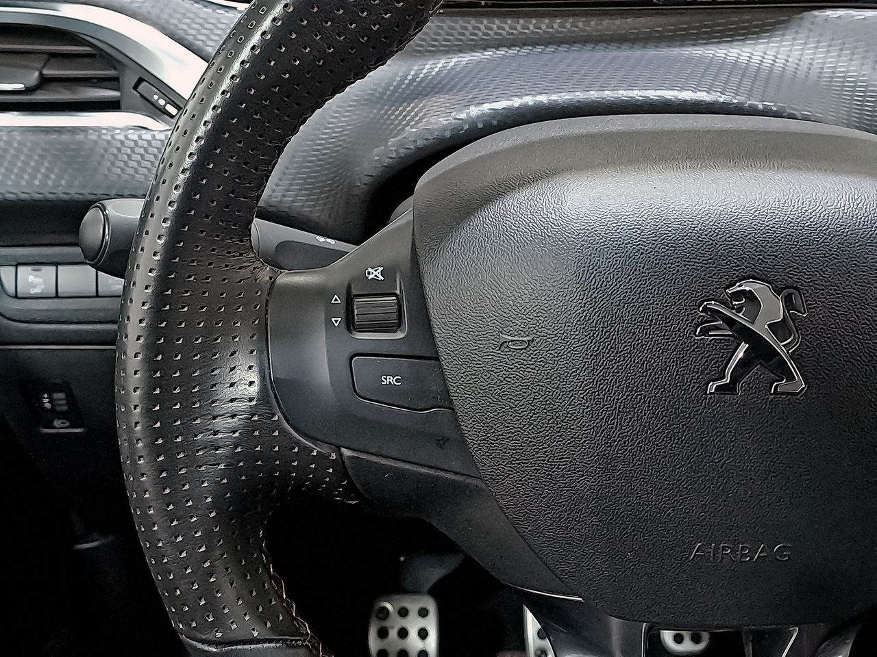 Foto Peugeot 2008 16