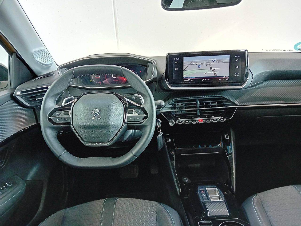 Foto Peugeot 208 11