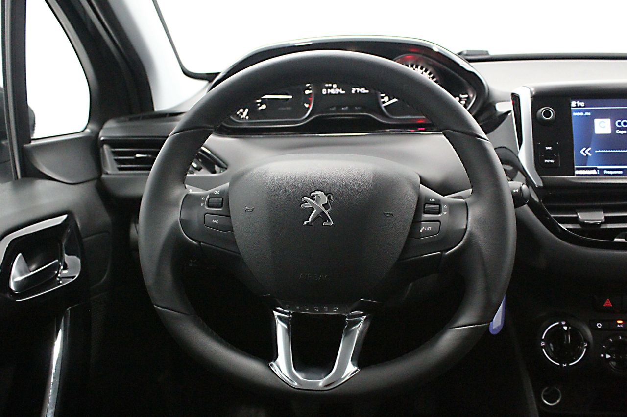Foto Peugeot 208 11