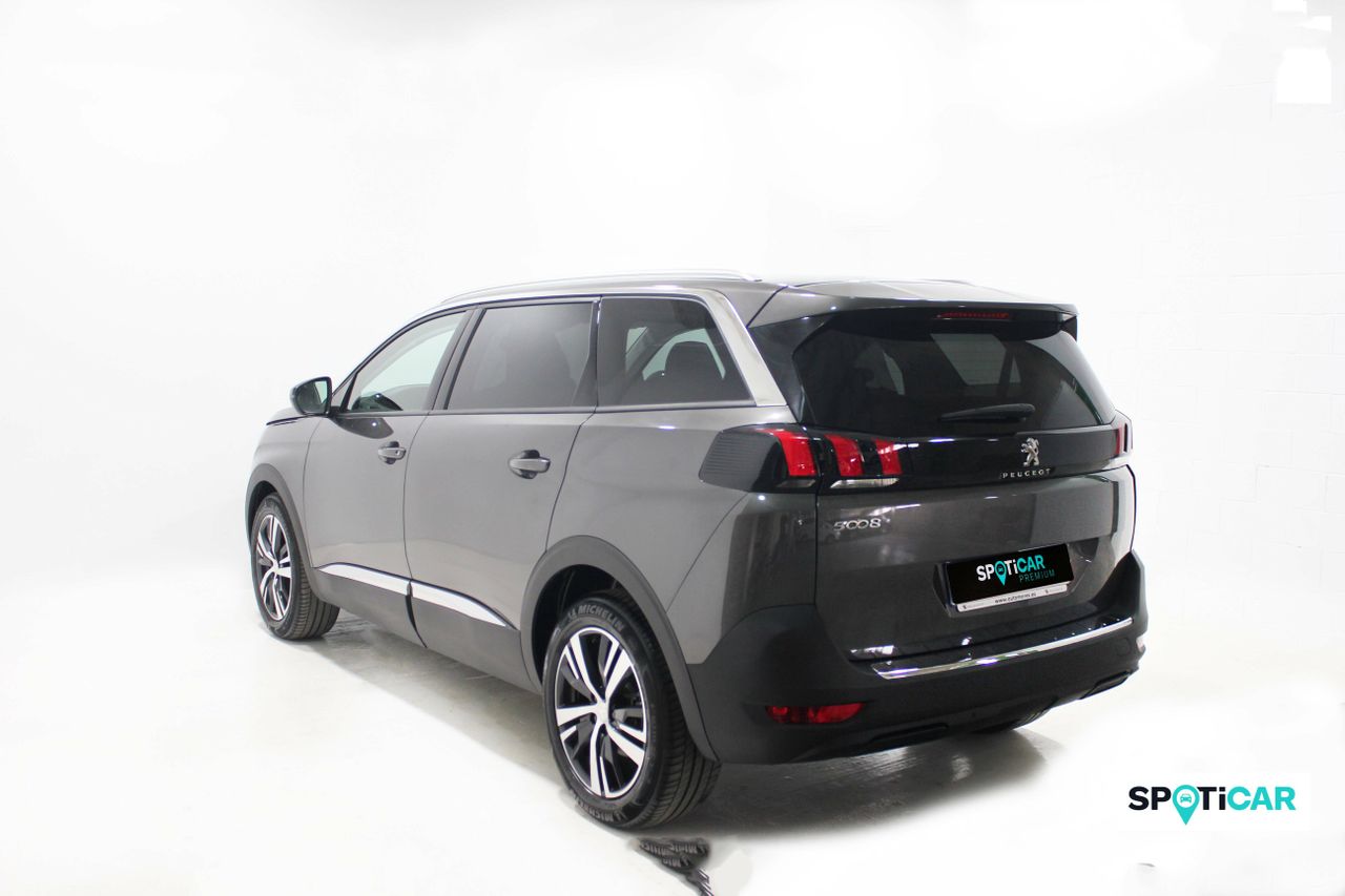 Foto Peugeot 5008 2