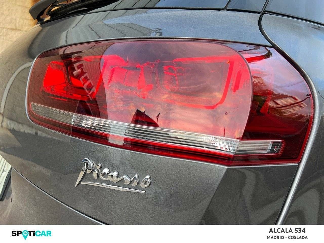 Foto Citroën C4 Picasso 23