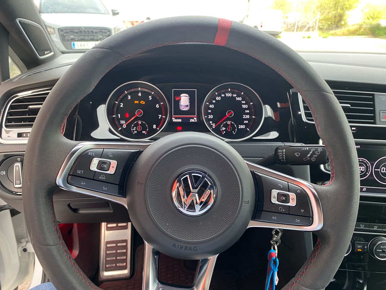 Foto Volkswagen Golf 18