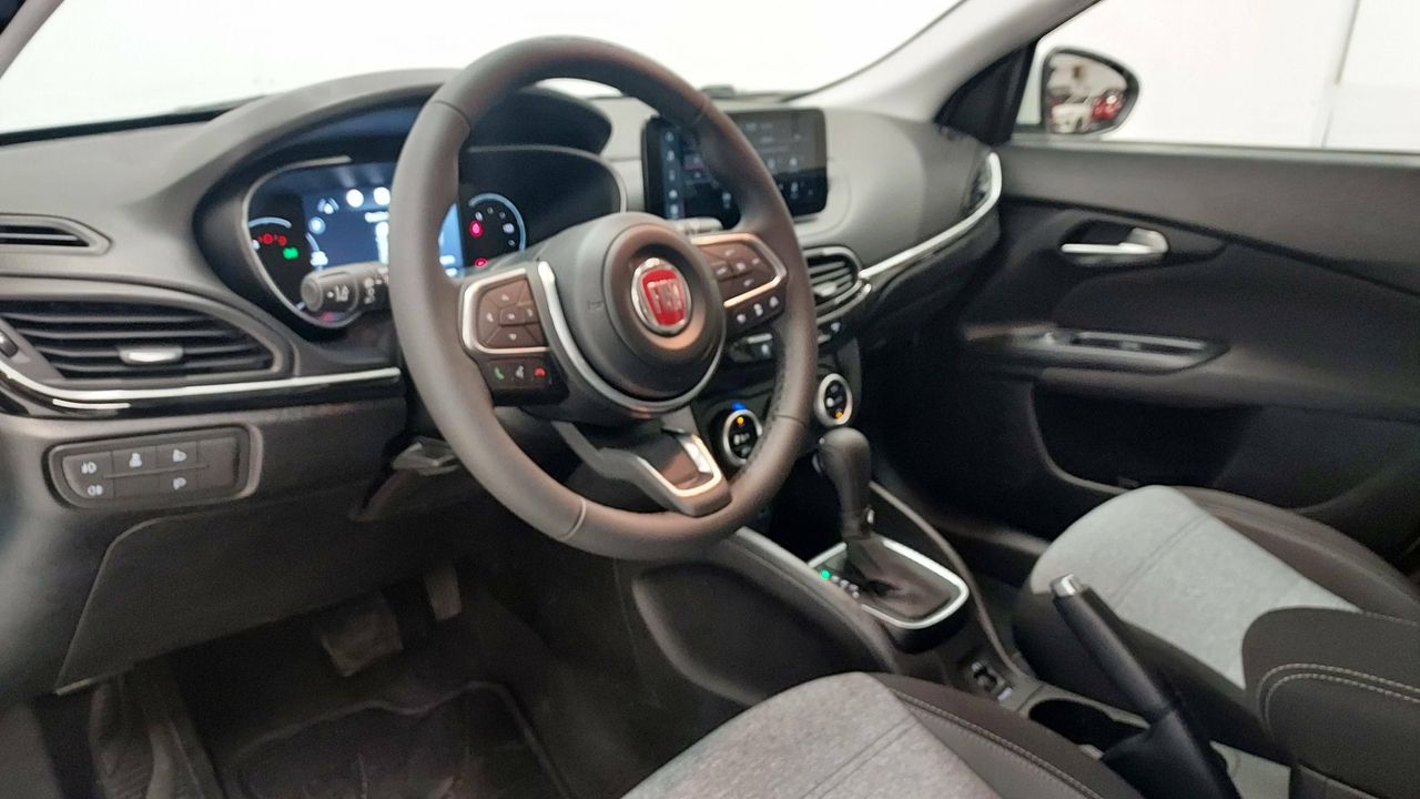 Foto Fiat Tipo 8