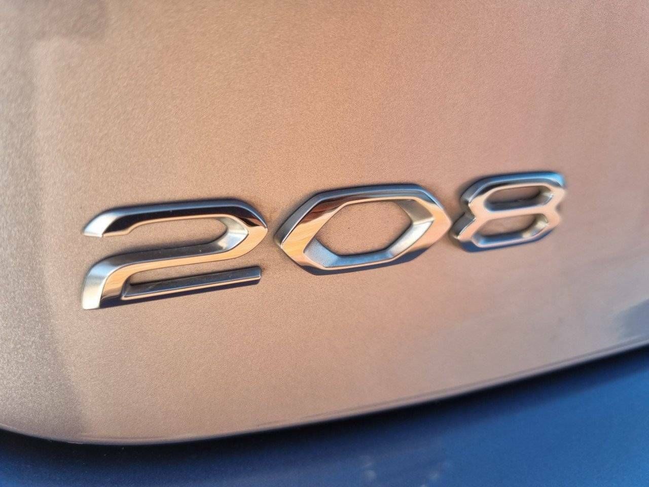 Foto Peugeot 208 22