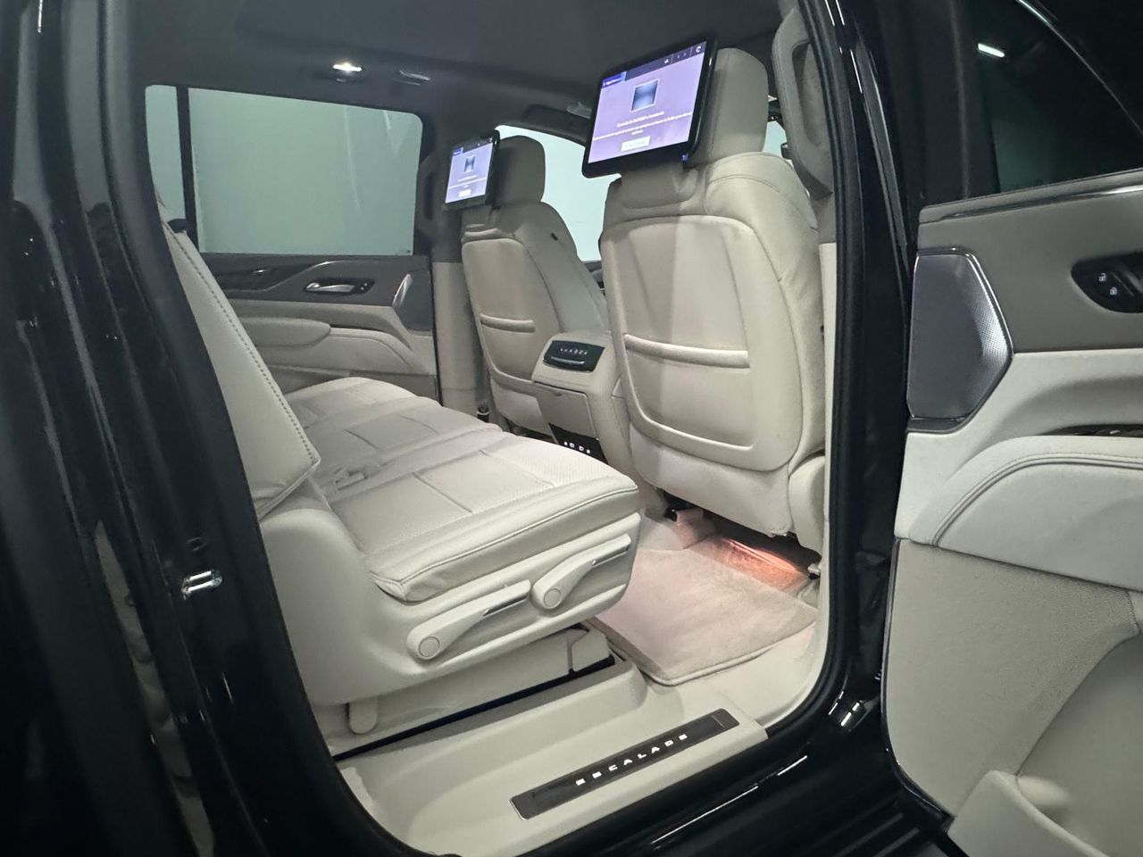 Foto Cadillac Escalade ESV 19