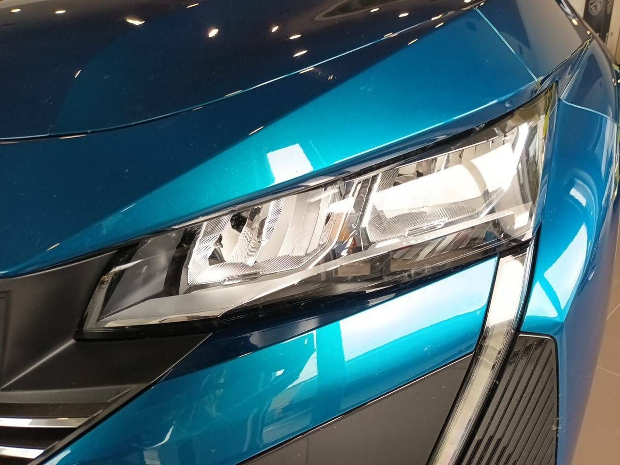 Foto Peugeot 408 9