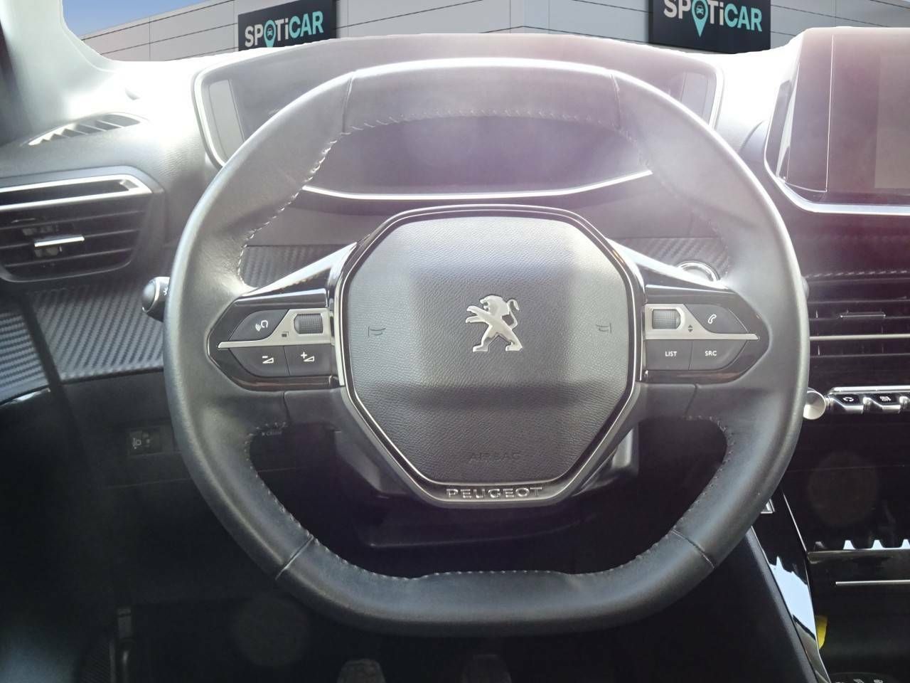 Foto Peugeot 208 12