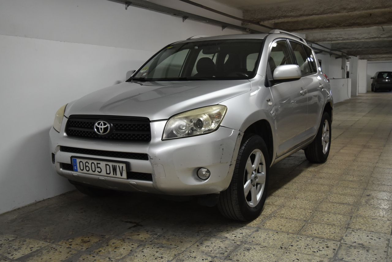 Foto Toyota Rav4 1