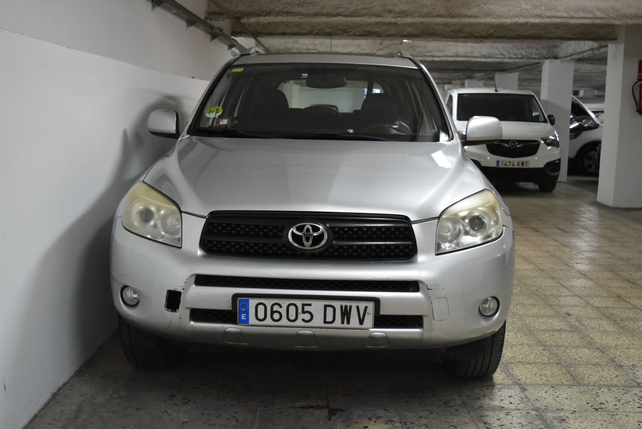 Foto Toyota Rav4 2