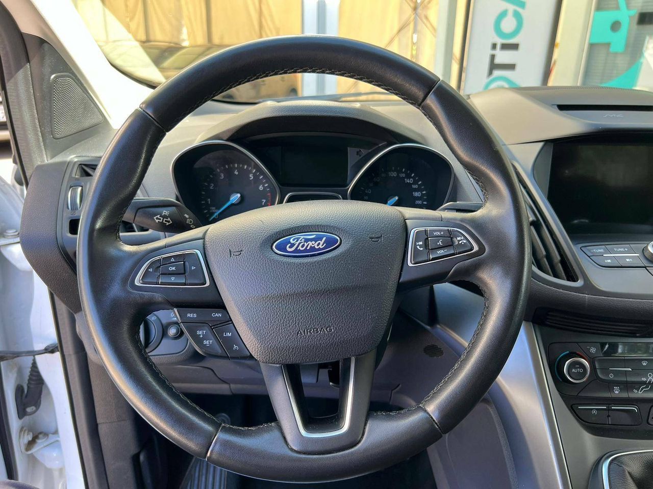 Foto Ford Kuga 13