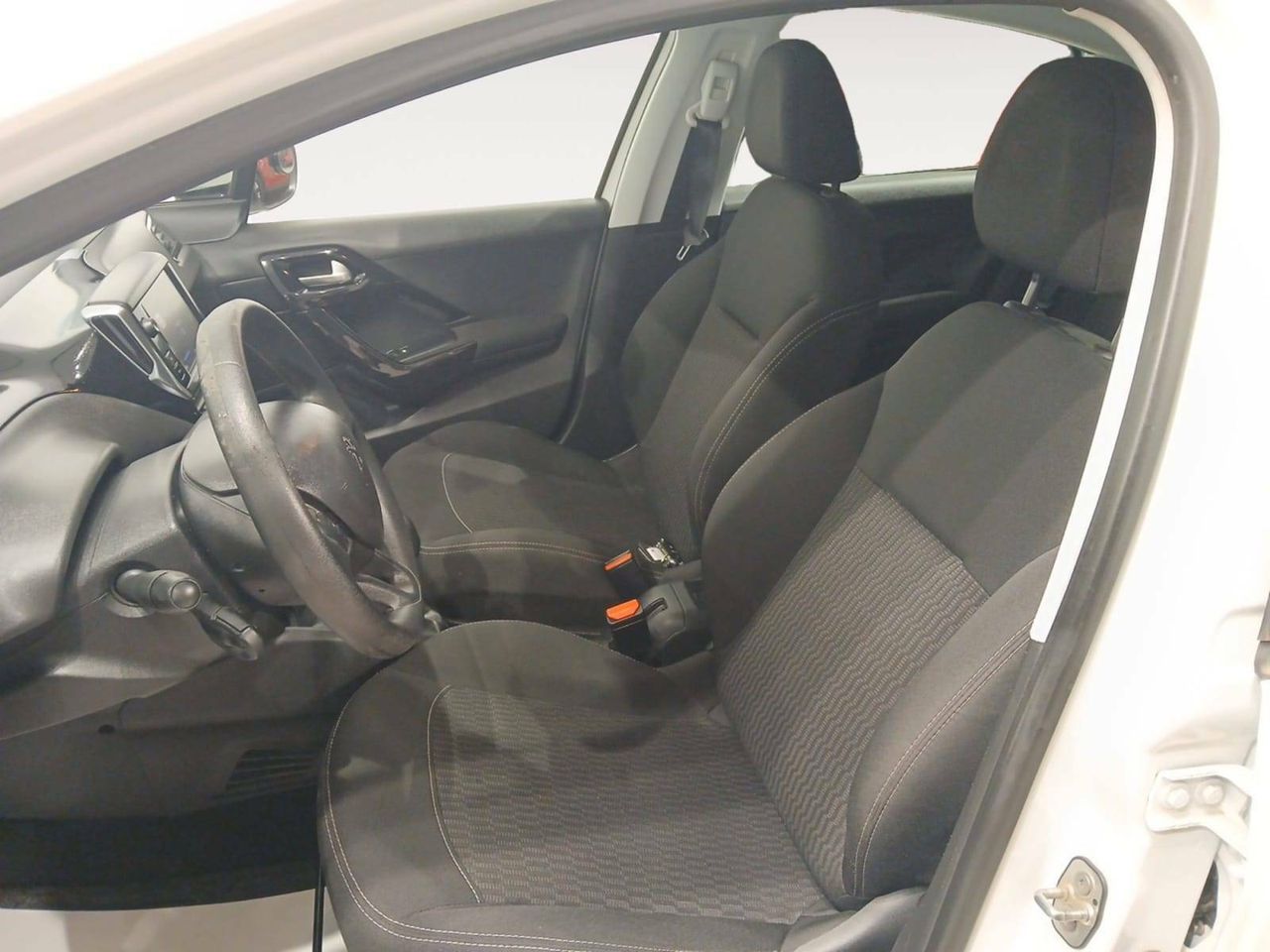 Foto Peugeot 208 9