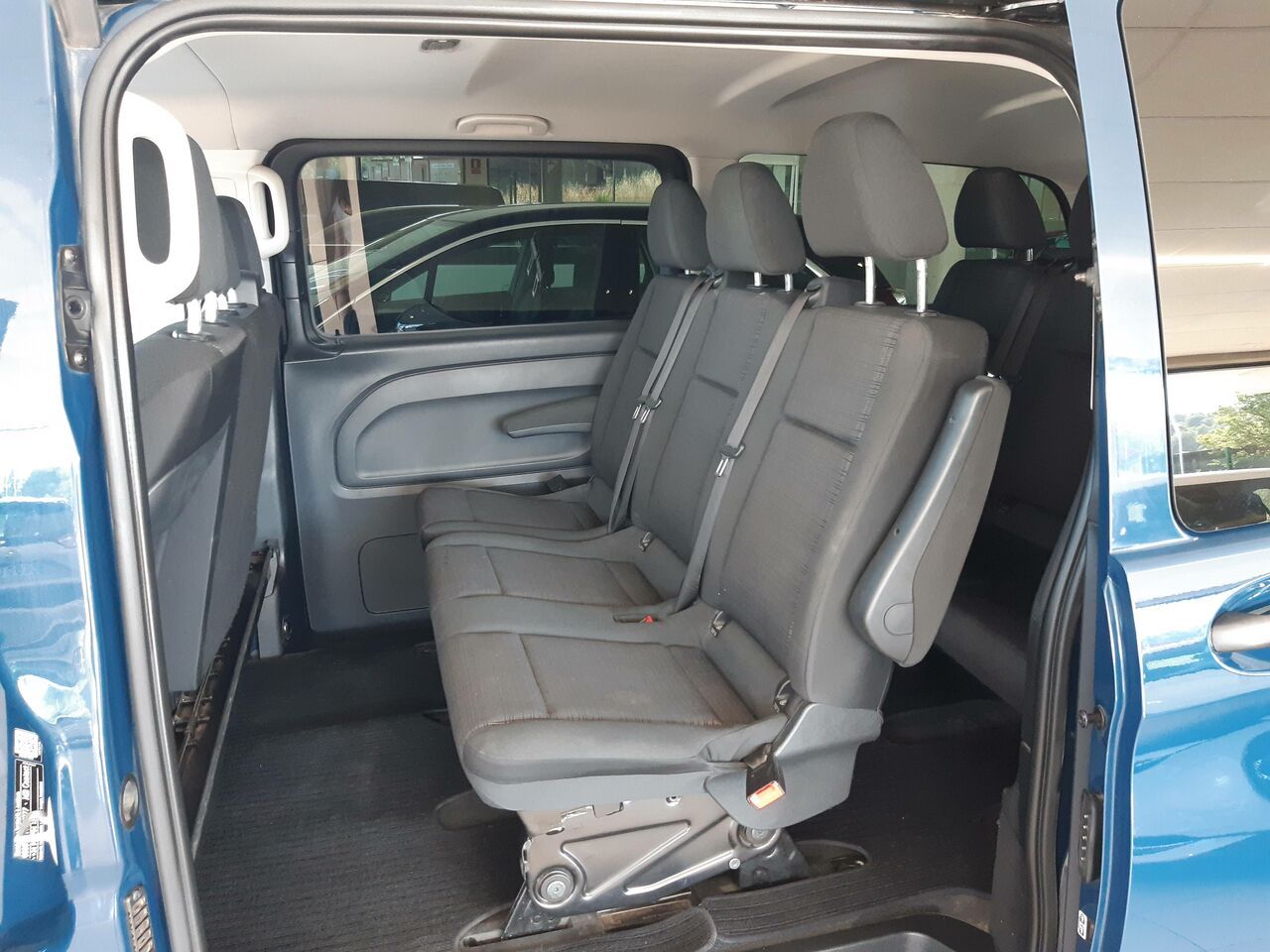 Foto Mercedes-Benz Vito 12