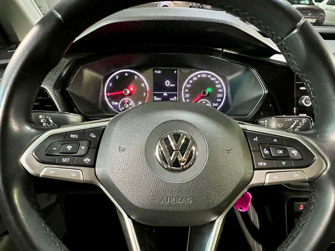 Foto Volkswagen T-Cross 15